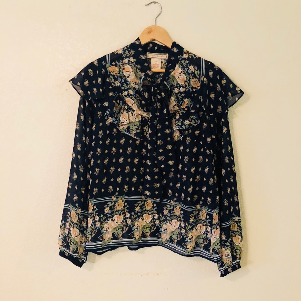 Size M Flying Tomato Blouse NWOT